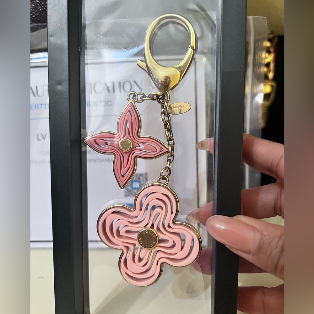 SOLD ON EBAY Louis Vuitton Pink and Gold Floral bag charm
